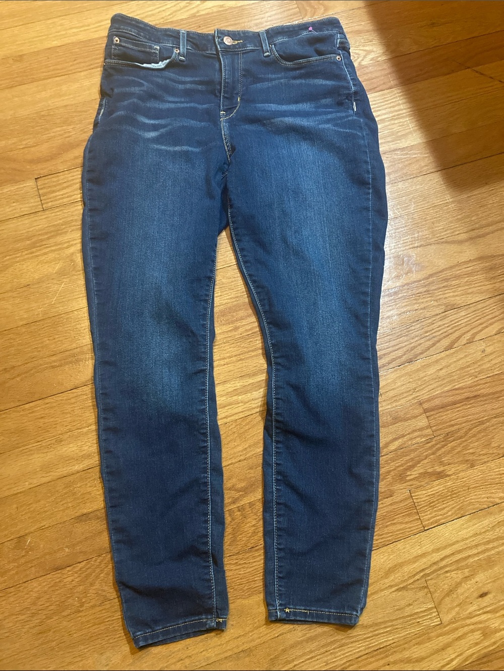 Women's Levi’s signature Dark Blue Stretch Skinny Jeans 32 waist 30 length - Picture 1 of 6